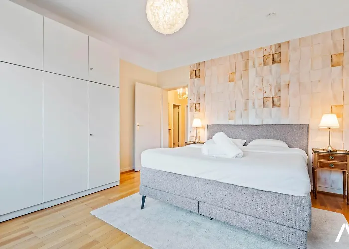 Apartment Cozy 1br With Balcony And Workspace In Hollerich