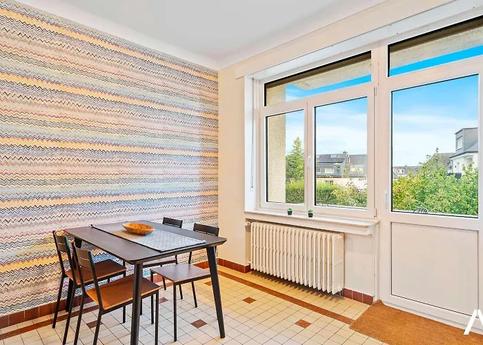 Апартаменты Cozy 1br With Balcony And Workspace In Hollerich Люксембург