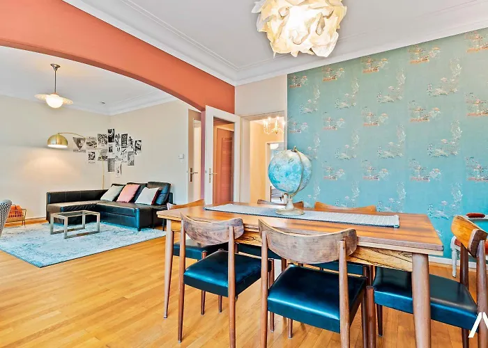 Cozy 1br With Balcony And Workspace In Hollerich דירה *