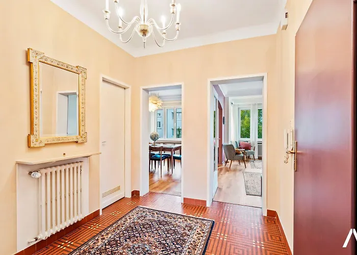 דירה Cozy 1br With Balcony And Workspace In Hollerich לוקסמבורג