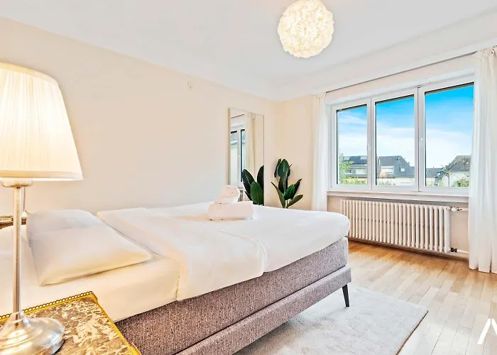 Cozy 1br With Balcony And Workspace In Hollerich *