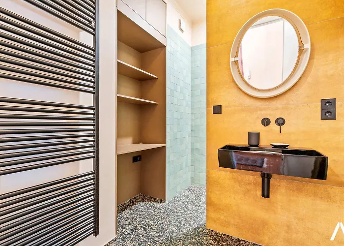 Cozy 1br With Balcony And Workspace In Hollerich Appartamento