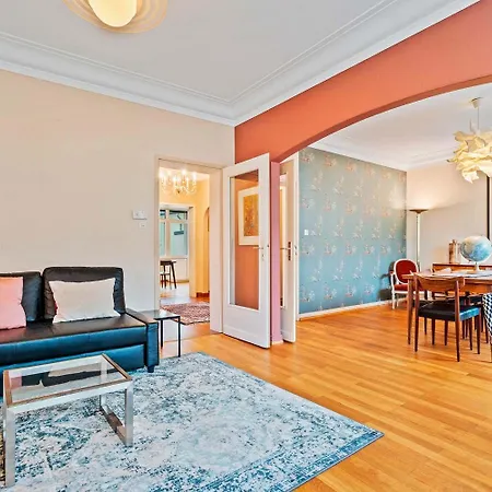 Apartmán Cozy 1br With Balcony And Workspace In Hollerich Lucembursko